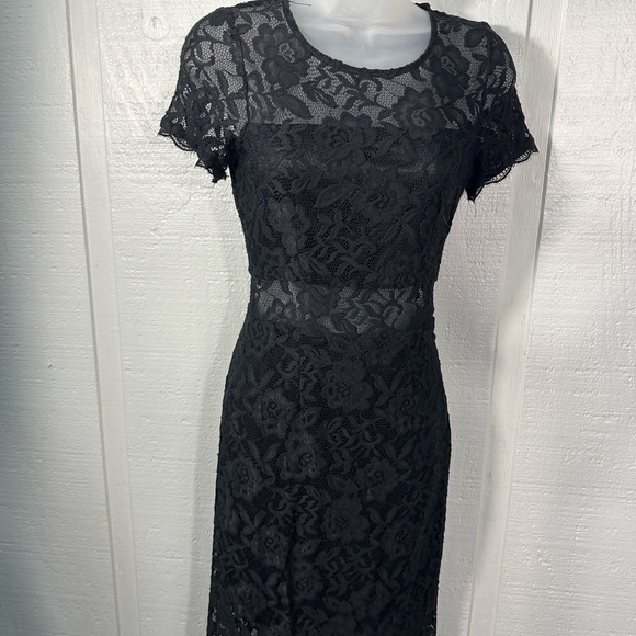NSR Women’s Black Lace Overlay Dress with Peekaboo Waist Size XS NWT - Picture 10 of 15